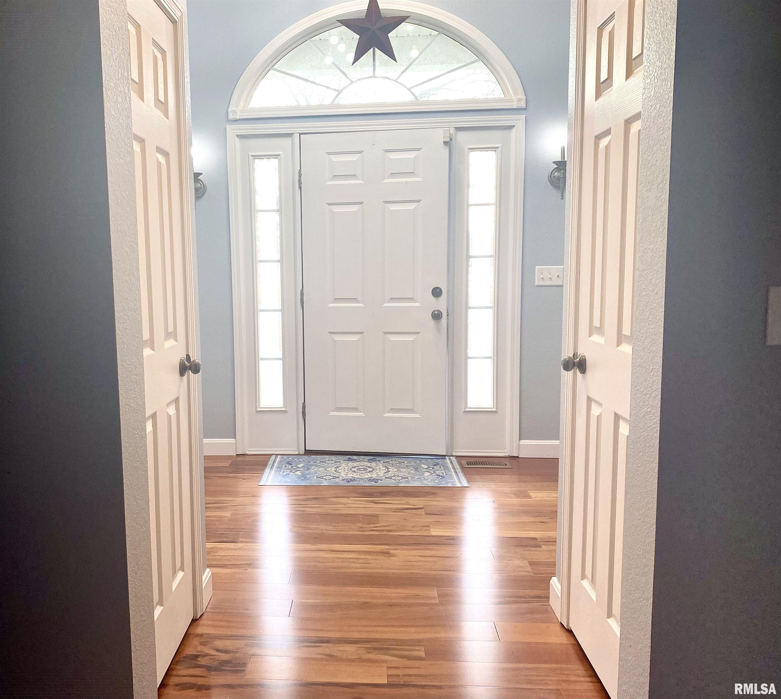 17794 East Fairfield Road Mount Vernon, IL 62864 - Photo 3 of 53