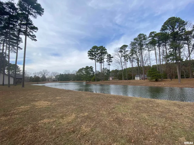 $349,900 | 17794 East Fairfield Road, Mount Vernon, IL 62864