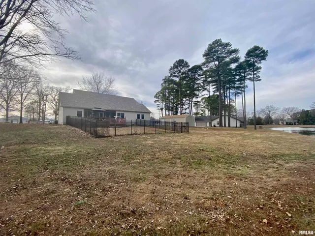 $349,900 | 17794 East Fairfield Road, Mount Vernon, IL 62864