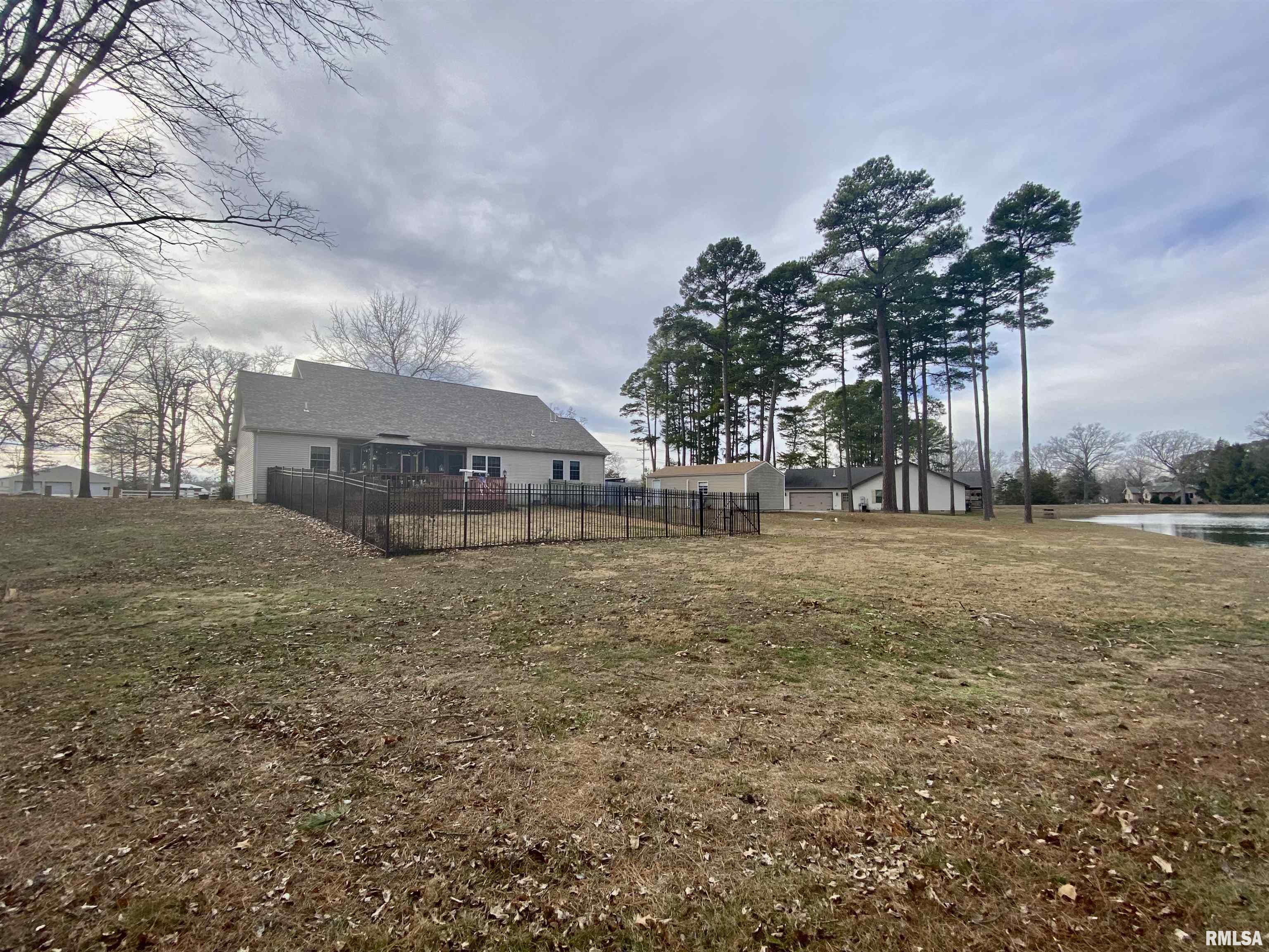 17794 East Fairfield Road Mount Vernon, IL 62864 - Photo 51 of 53