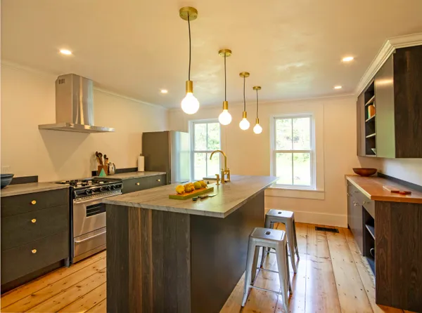 $449,000 | 204 West River Road, Lincoln, VT 05443