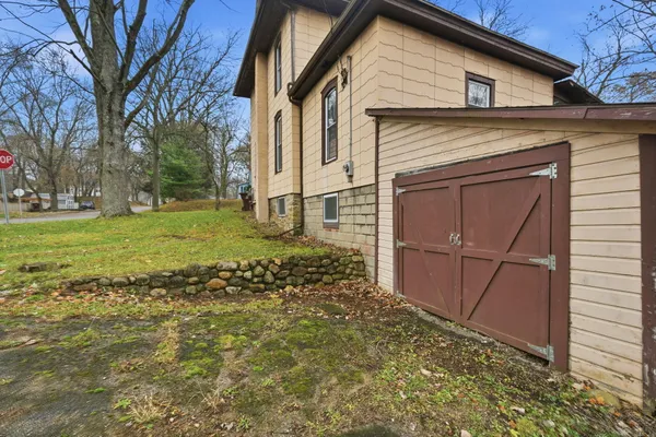 $160,000 | 345 North Mulberry Street, Marshall, MI 49068
