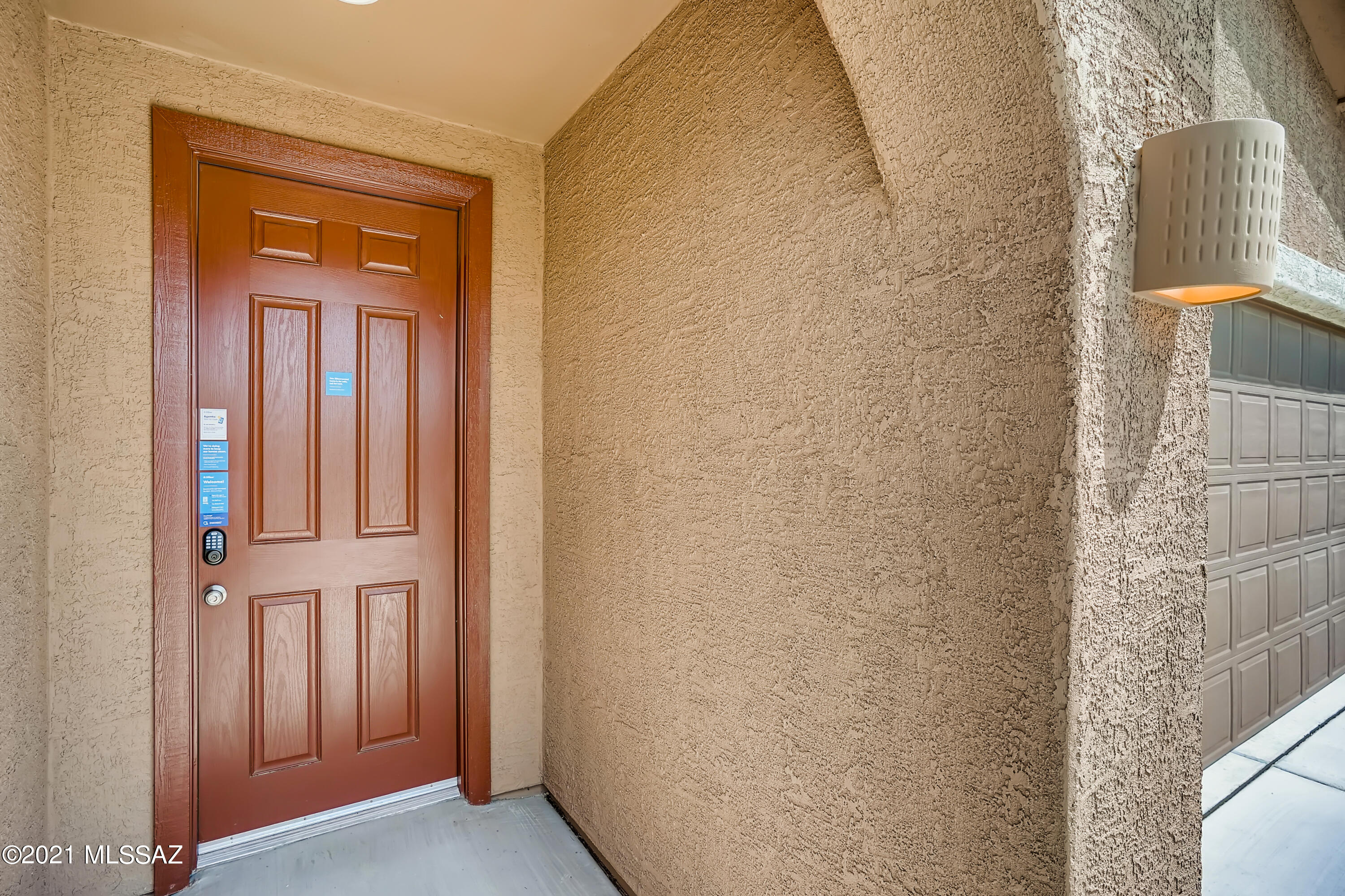 11405 East Rincon Range Drive Tucson, AZ 85747 - Photo 2 of 33