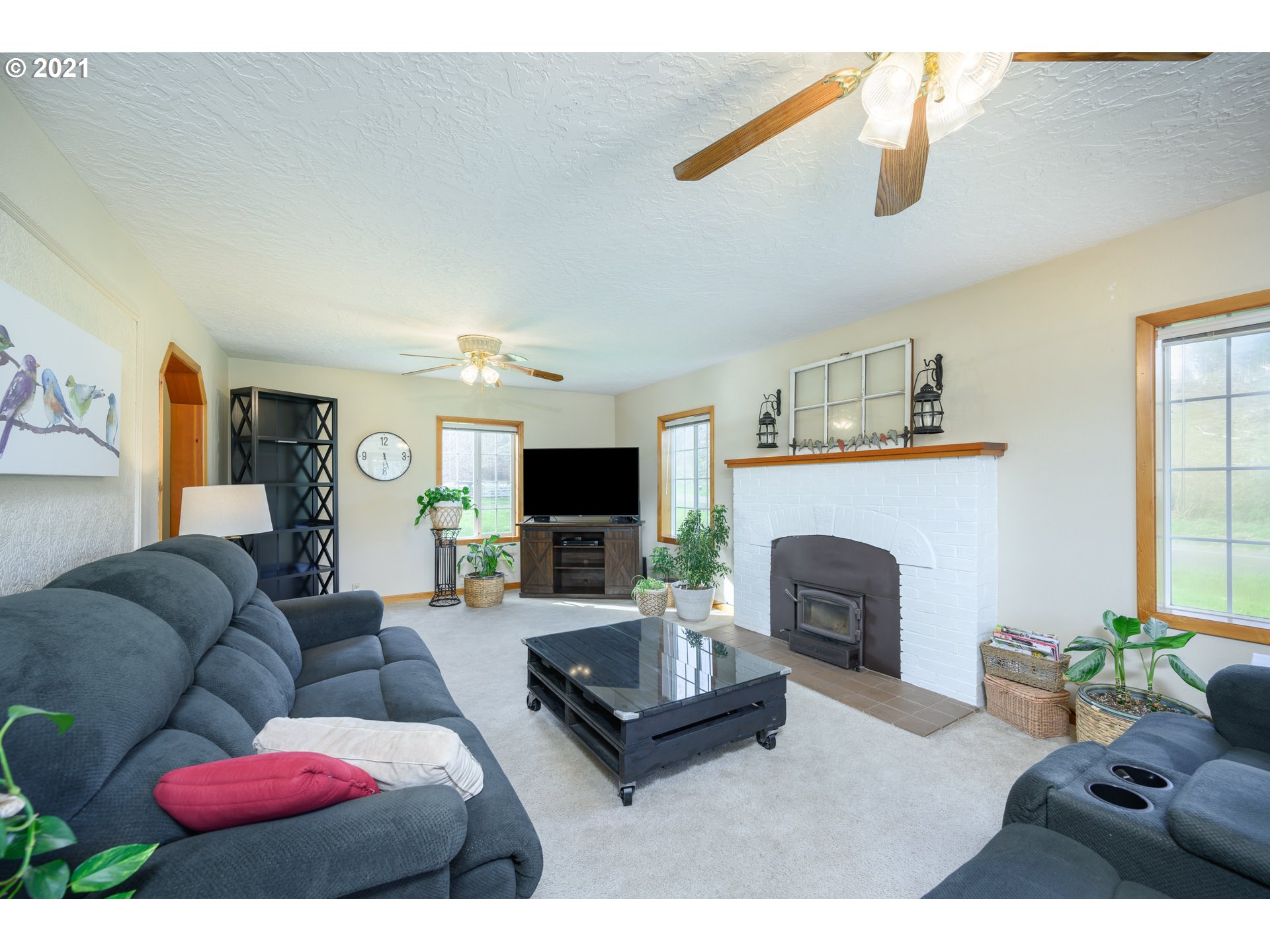 51475 Southwest Hebo Road Grand Ronde, OR 97347 - Photo 11 of 31