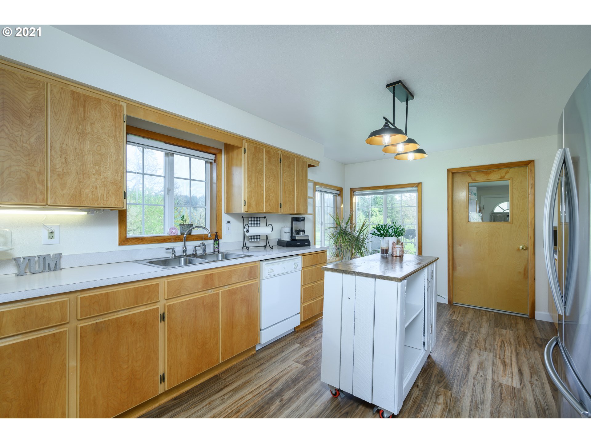 51475 Southwest Hebo Road Grand Ronde, OR 97347 - Photo 14 of 31