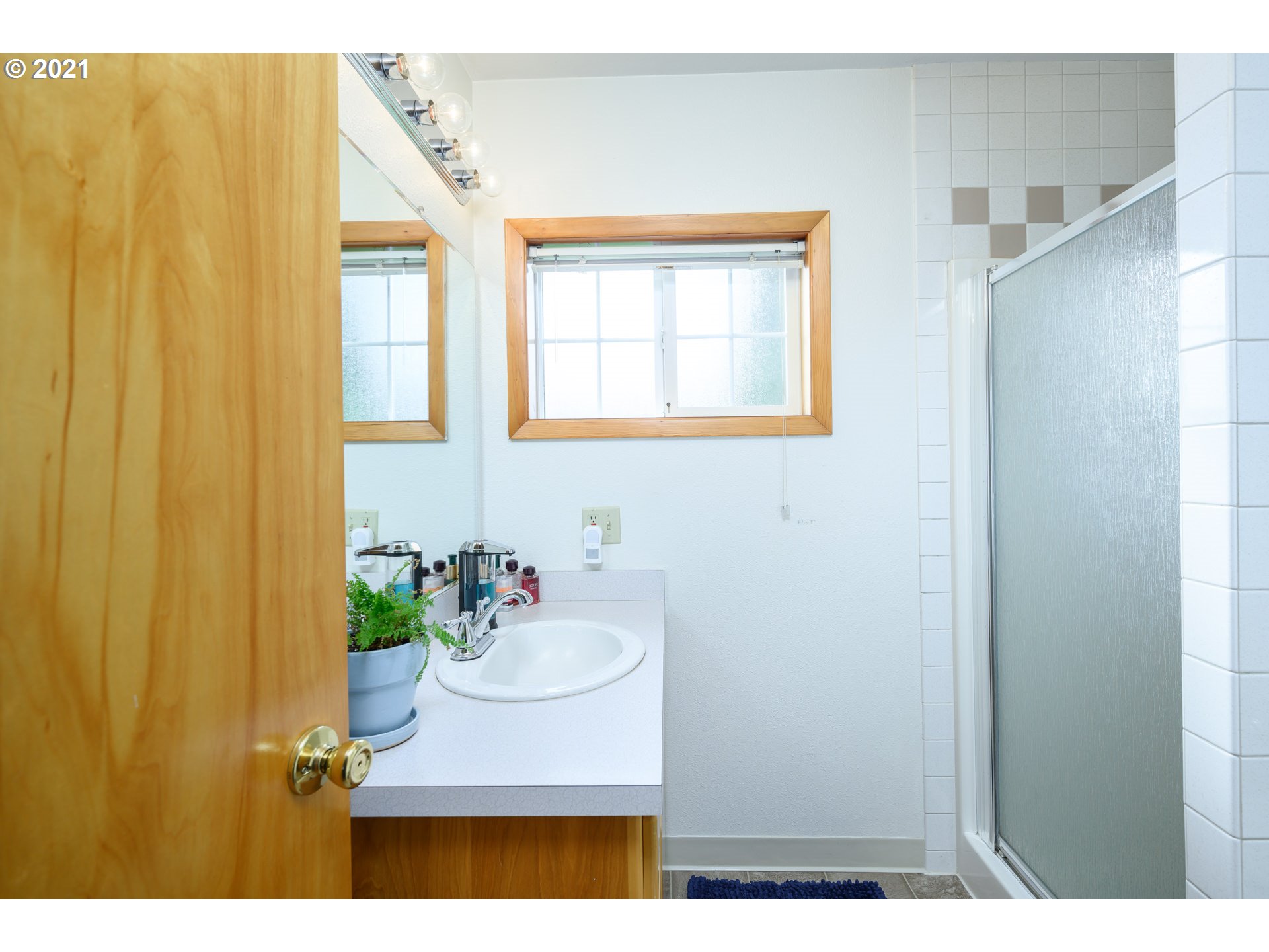 51475 Southwest Hebo Road Grand Ronde, OR 97347 - Photo 17 of 31