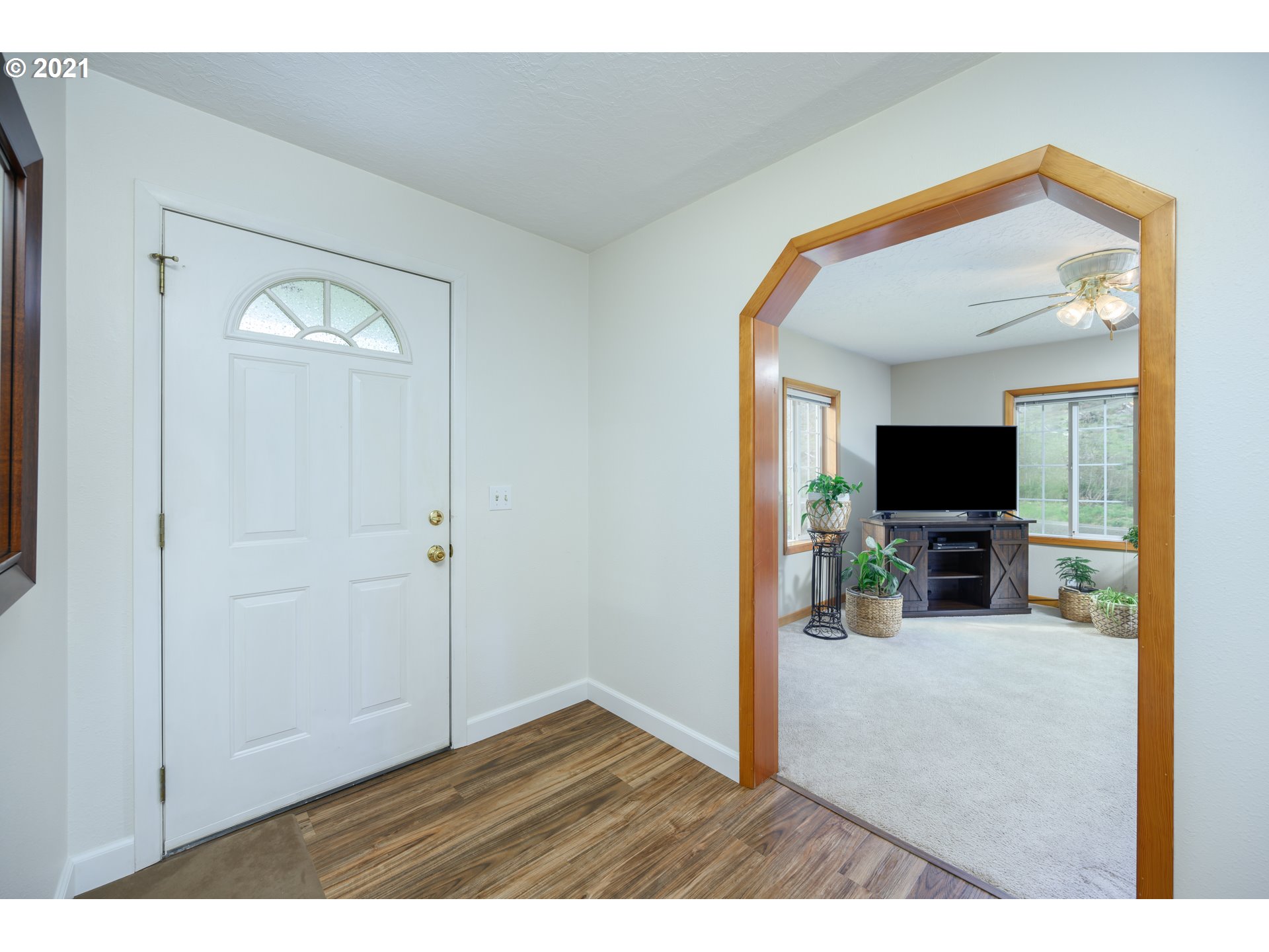 51475 Southwest Hebo Road Grand Ronde, OR 97347 - Photo 7 of 31