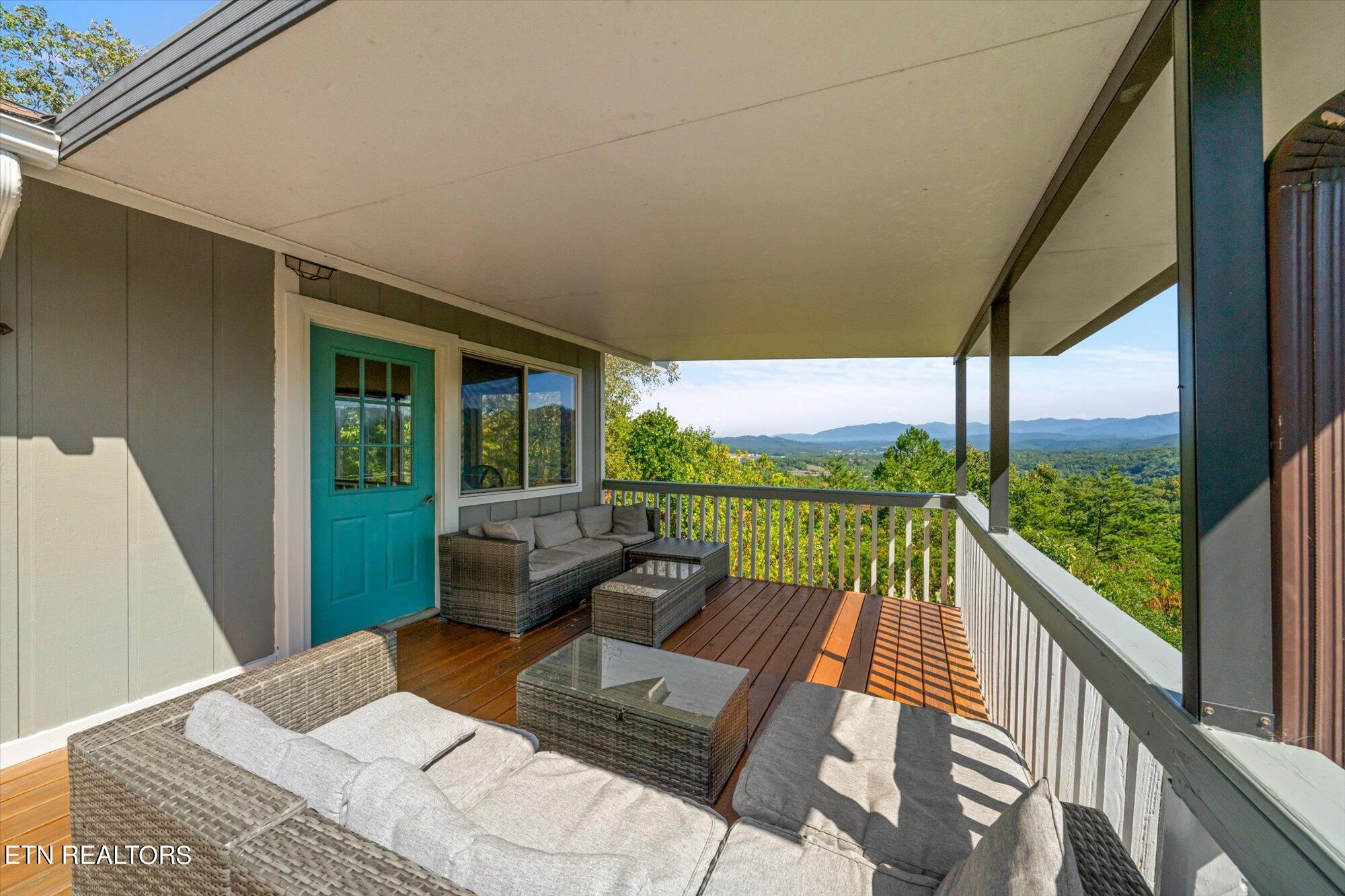 885 Lloyd Huskey Road Pigeon Forge, TN 37863 - Photo 4 of 44 40-885-Lloyd-Huskey-Rd-Pigeon-Forge-TN-4