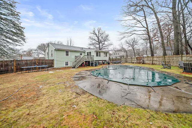 $899,900 | 26 Sun Valley Drive, Braintree, MA 02184