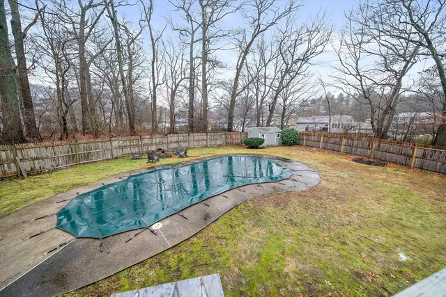 $899,900 | 26 Sun Valley Drive, Braintree, MA 02184