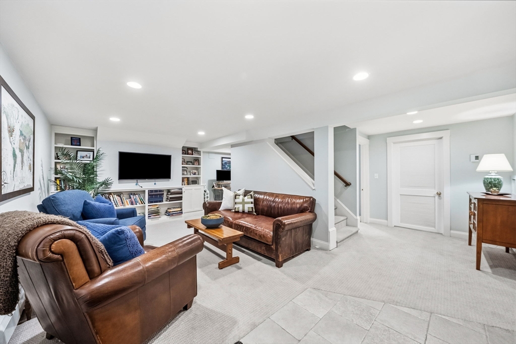 25 Riverdale Road Wellesley, MA 02481 - Photo 20 of 24 Gallery Image 20