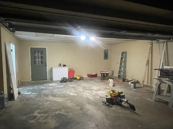 a view of empty room