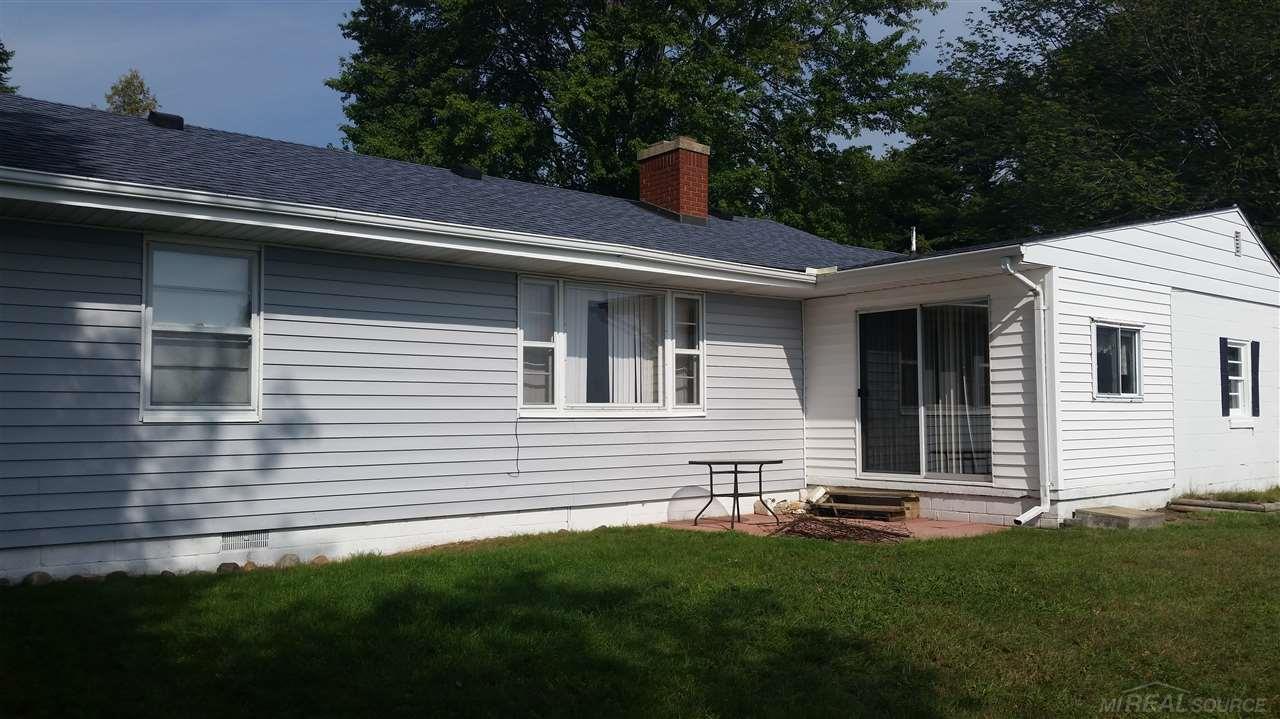 4175 Lakeshore Road Lexington, MI 48450 - Photo 3 of 48