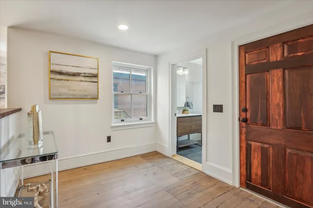 $985,000 | 1716 Spruce Street, Unit 1, Philadelphia, PA 19103