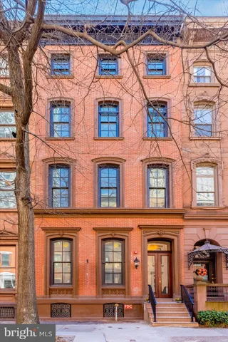 $985,000 | 1716 Spruce Street, Unit 1, Philadelphia, PA 19103