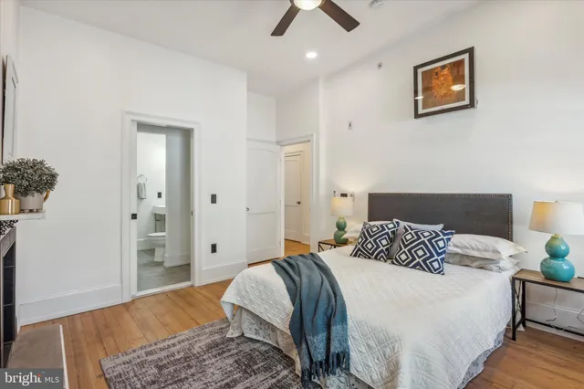 $985,000 | 1716 Spruce Street, Unit 1, Philadelphia, PA 19103