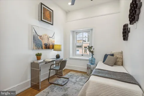 $985,000 | 1716 Spruce Street, Unit 1, Philadelphia, PA 19103