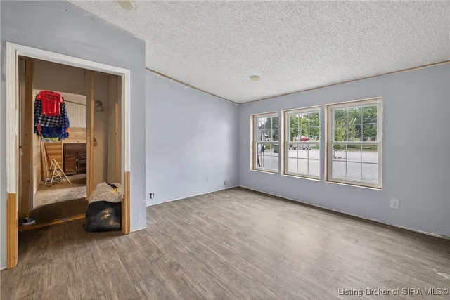 $225,000 | 41 Southeast Mccammon Street, Sullivan, IN 47882