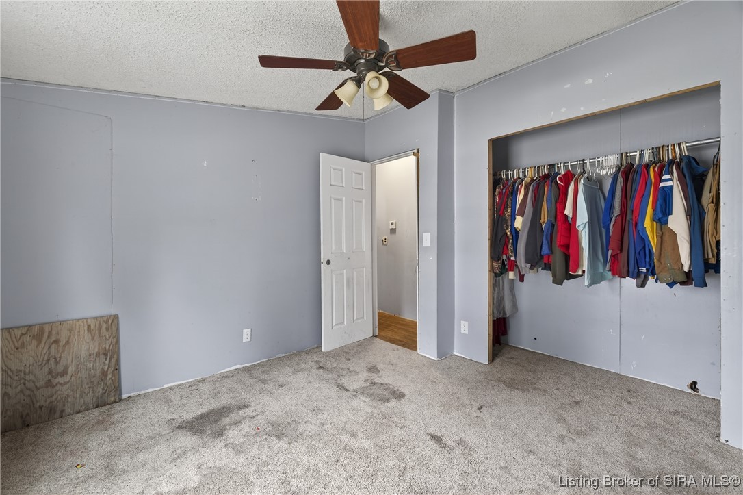 41 Southeast Mccammon Street Sullivan, IN 47882 - Photo 16 of 54