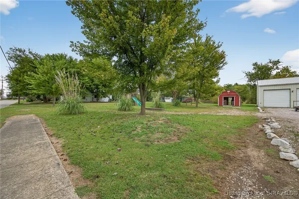 $225,000 | 41 Southeast Mccammon Street, Sullivan, IN 47882