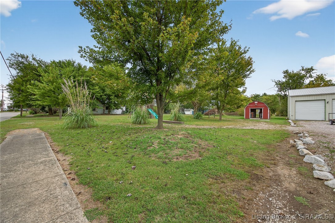 41 Southeast Mccammon Street Sullivan, IN 47882 - Photo 42 of 54