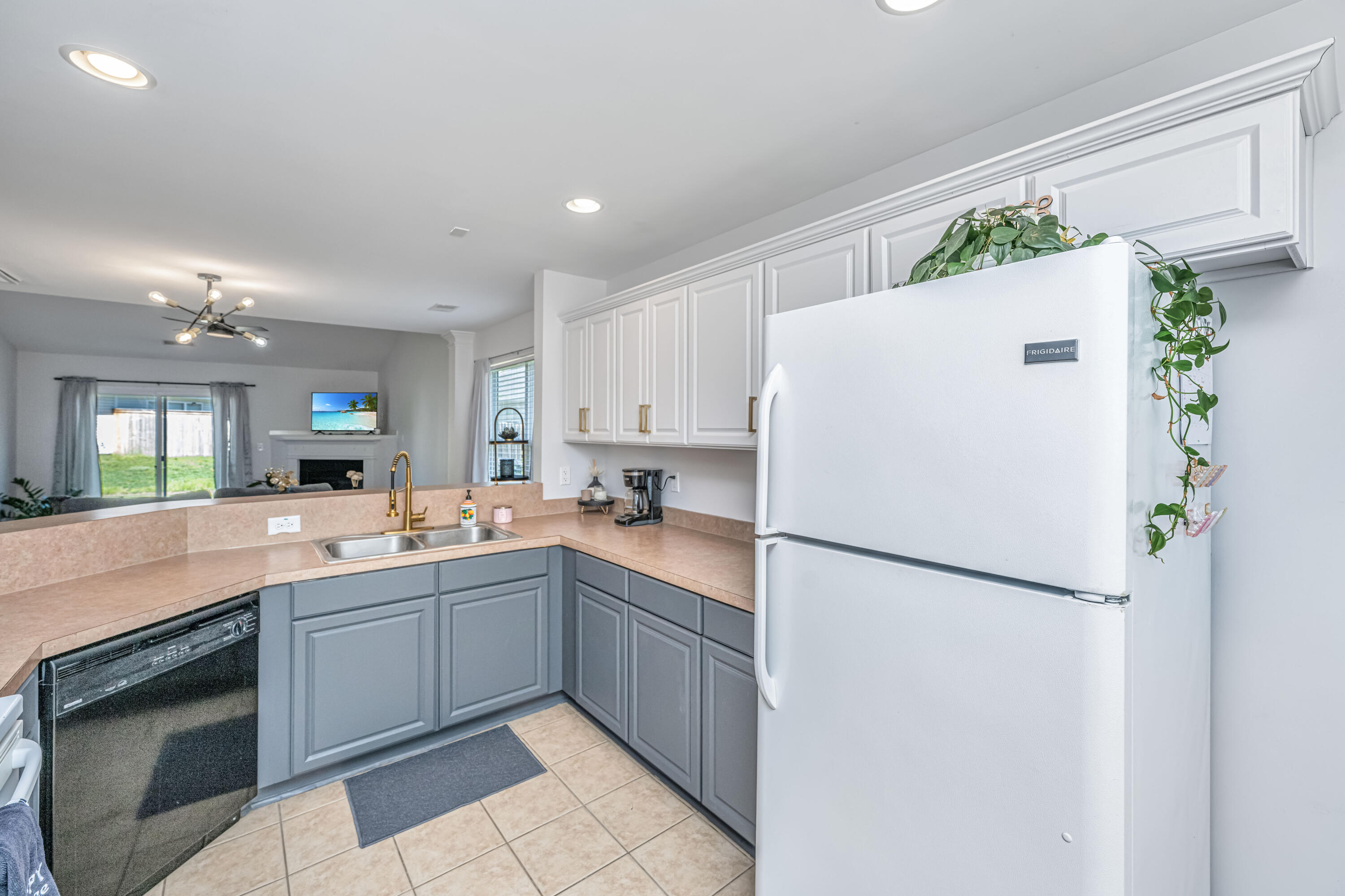 1209 River Rock Road Hanahan, SC 29410 - Photo 17 of 57 DB856912-61D8-4789-A6DC-12742B302985