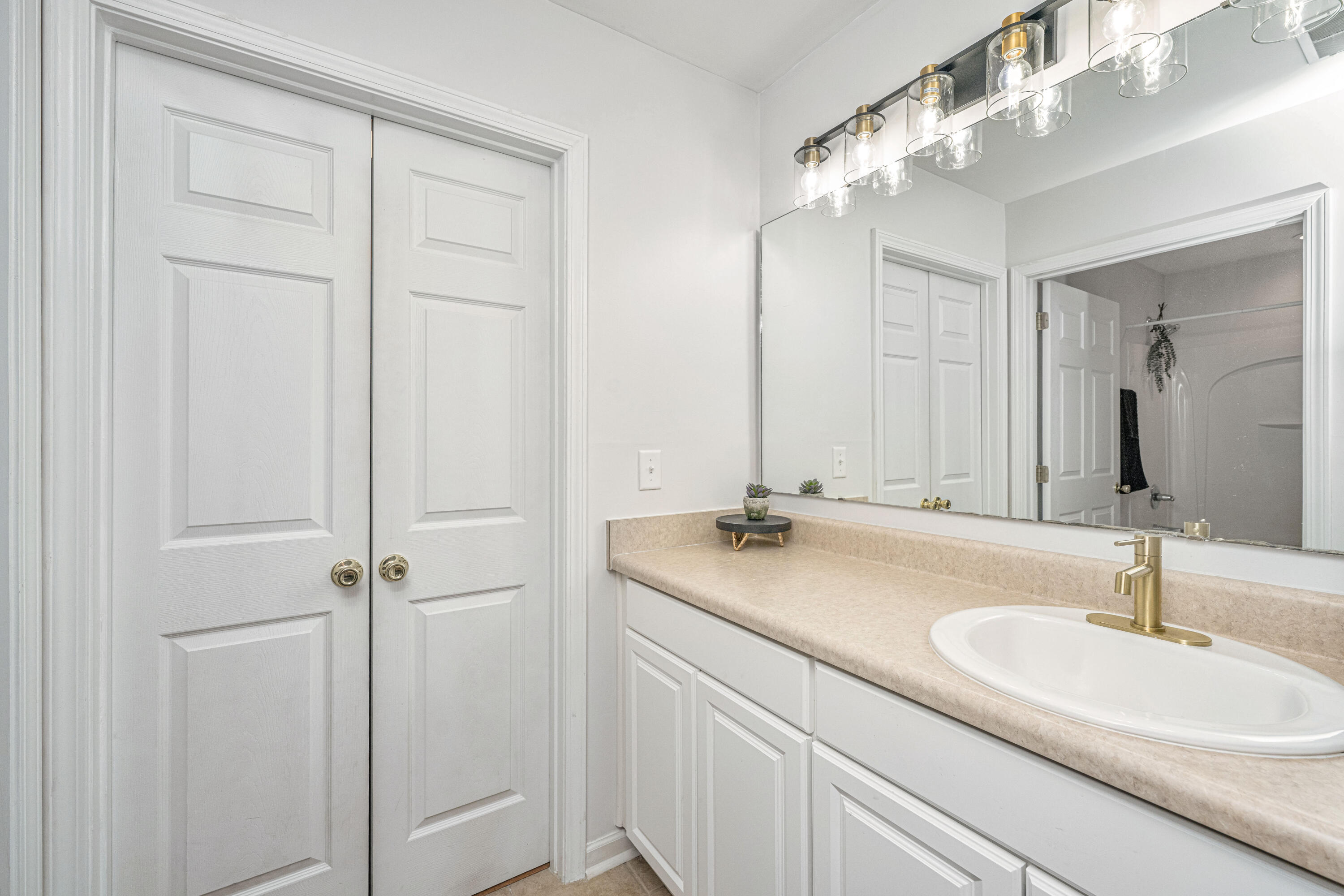 1209 River Rock Road Hanahan, SC 29410 - Photo 26 of 57 BB7F3923-3B4A-418D-8F0A-7A45585AD834