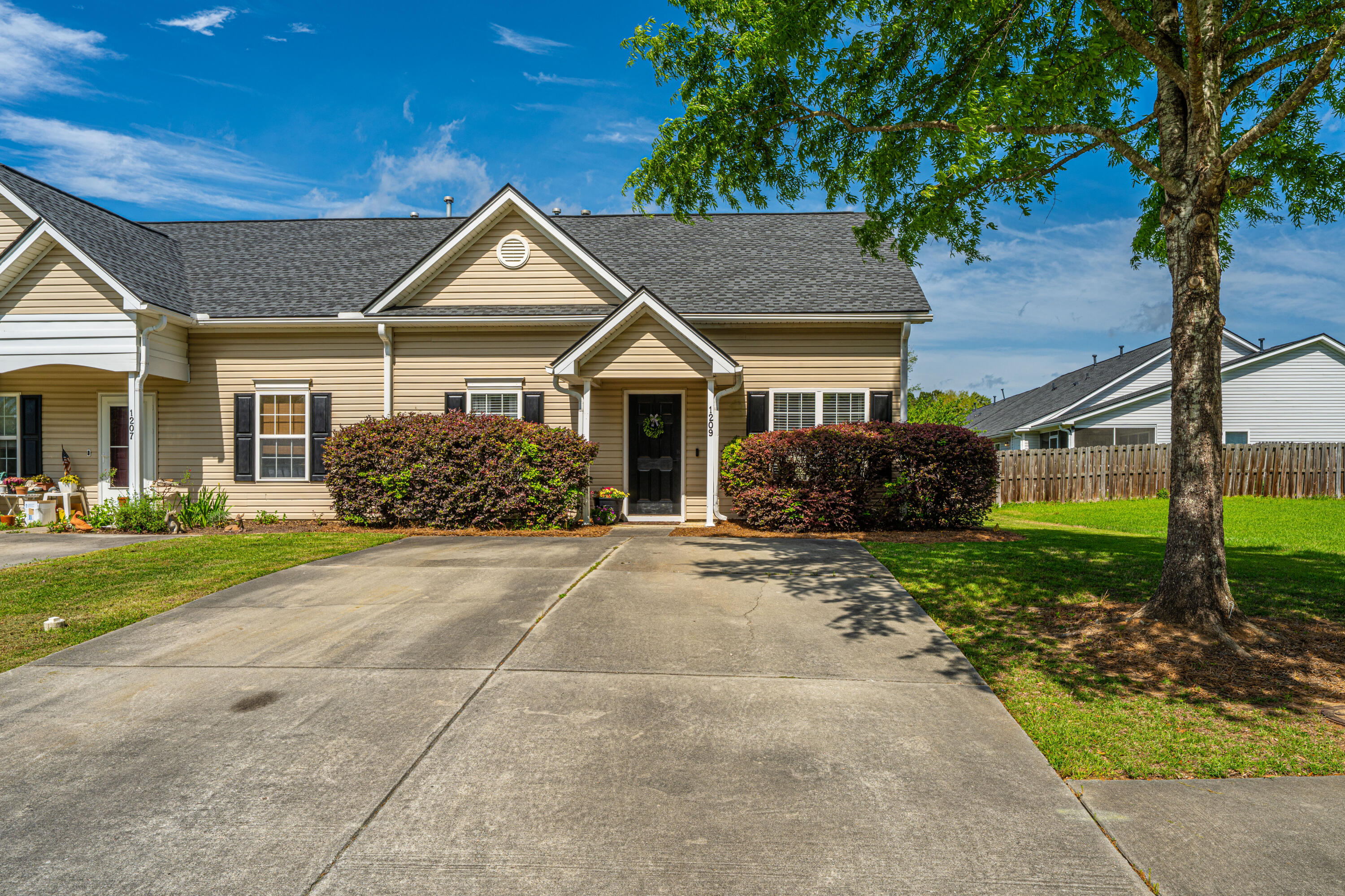 1209 River Rock Road Hanahan, SC 29410 - Photo 48 of 57 A6CDC751-0697-4DCC-B4CF-711E7D4DBDE9