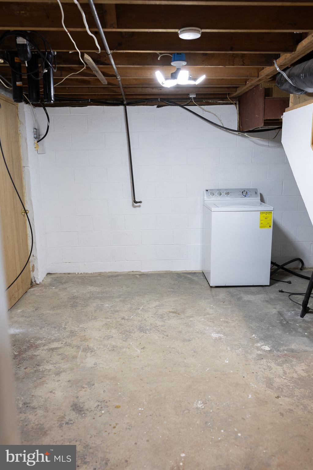 118 Grandview Drive Bridgeton, NJ 08302 - Photo 35 of 46 a view of a room with racks