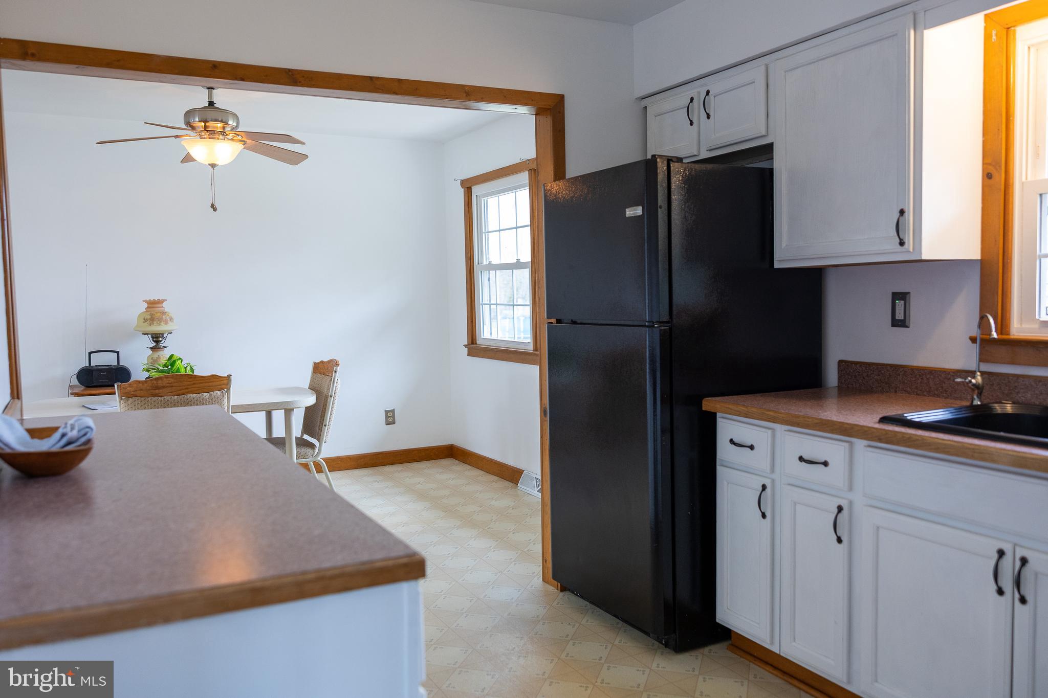 118 Grandview Drive Bridgeton, NJ 08302 - Photo 7 of 46 a kitchen with stainless steel appliances granite countertop a refrigerator and a sink