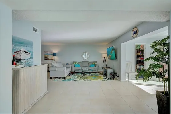 $1,800 | 4518 Garnet Drive, Unit 101, New Port Richey, FL 34652