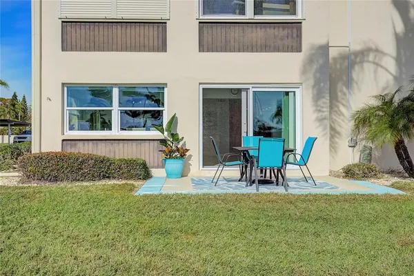 $1,800 | 4518 Garnet Drive, Unit 101, New Port Richey, FL 34652