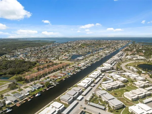 $1,800 | 4518 Garnet Drive, Unit 101, New Port Richey, FL 34652