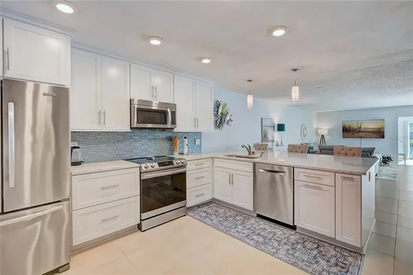 $1,800 | 4518 Garnet Drive, Unit 101, New Port Richey, FL 34652