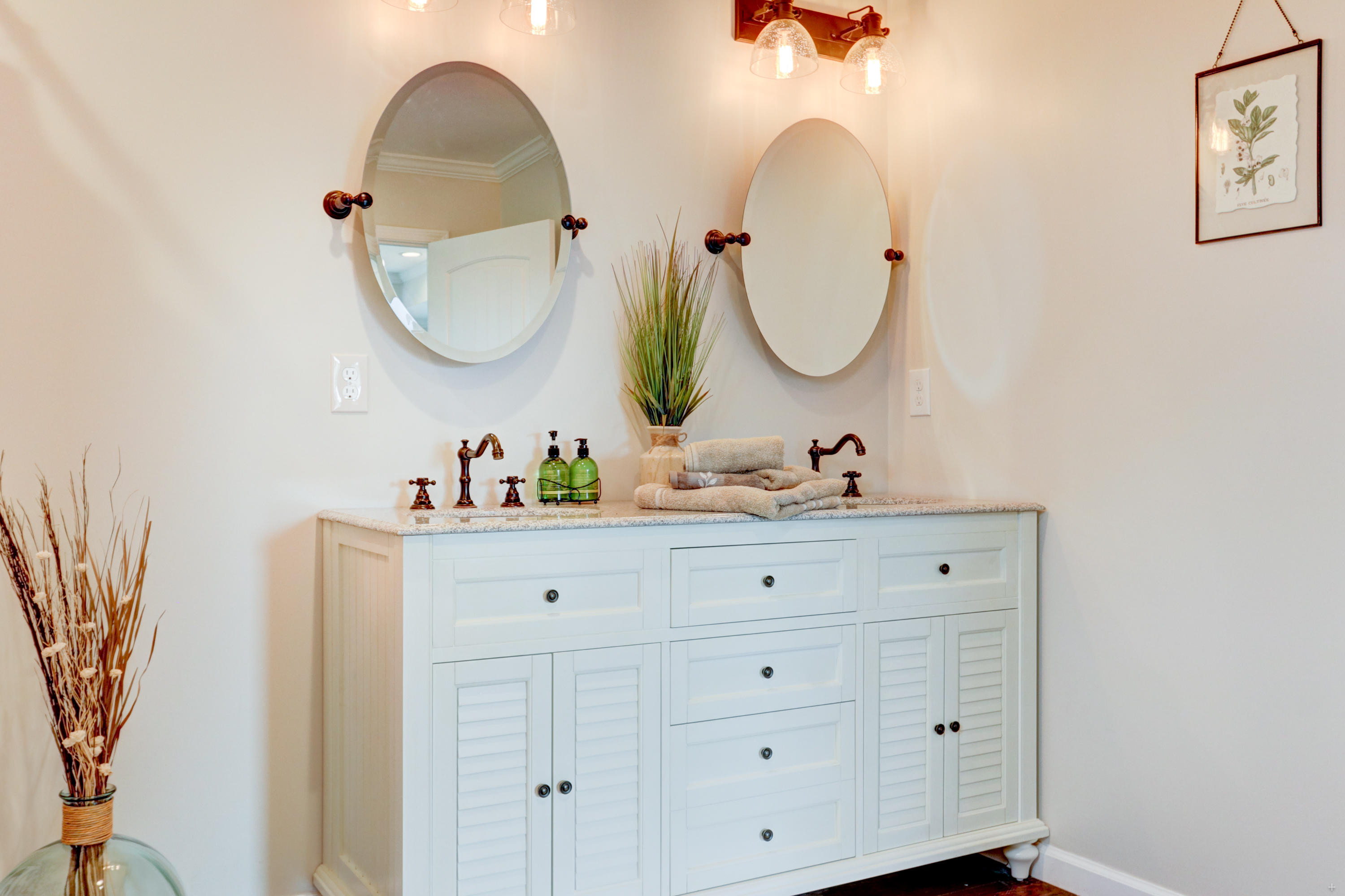 553 Kearney Road New Market, TN 37820 - Photo 20 of 37 Master Vanity