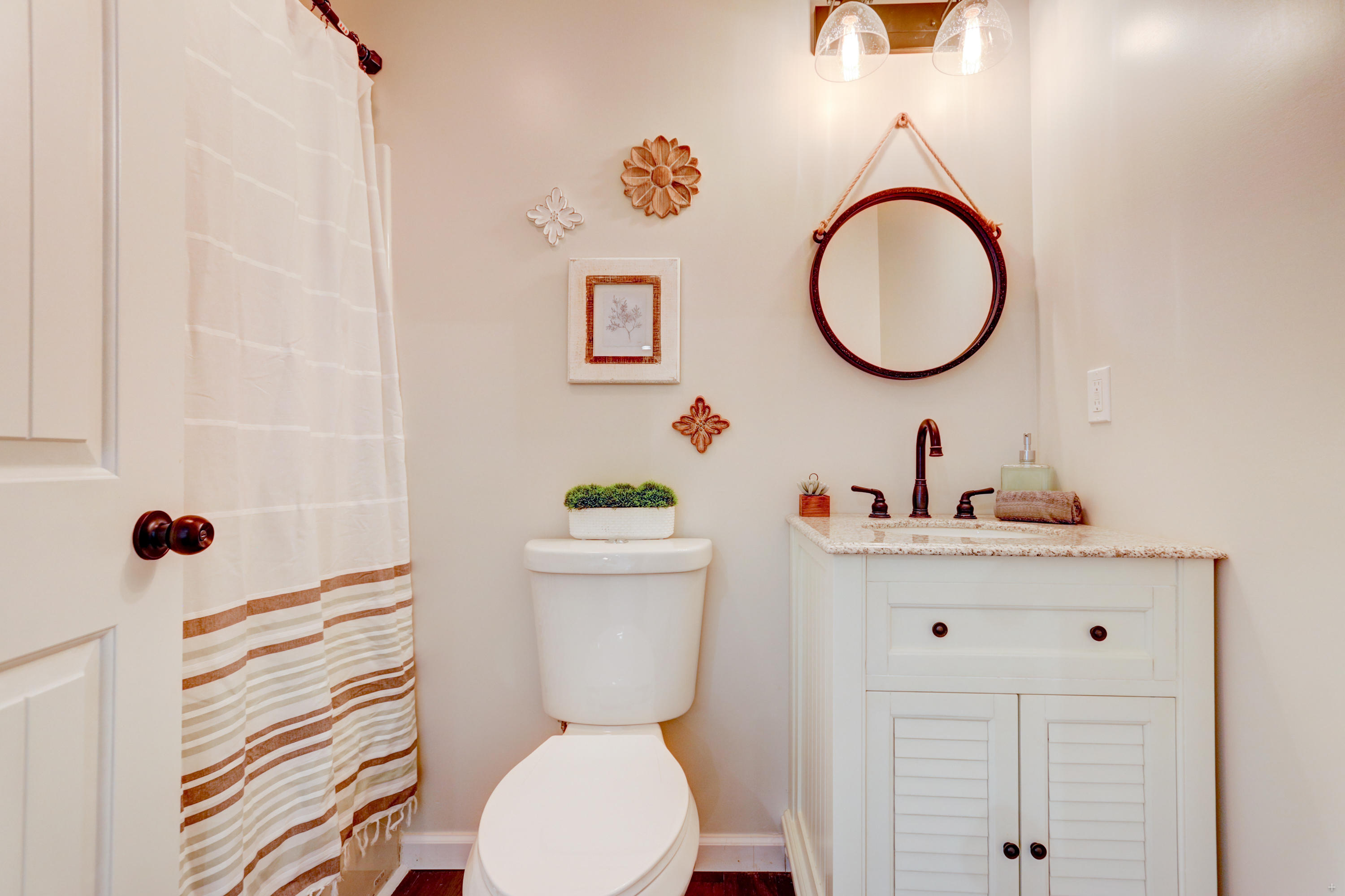 553 Kearney Road New Market, TN 37820 - Photo 22 of 37 Bathroom #2 Main