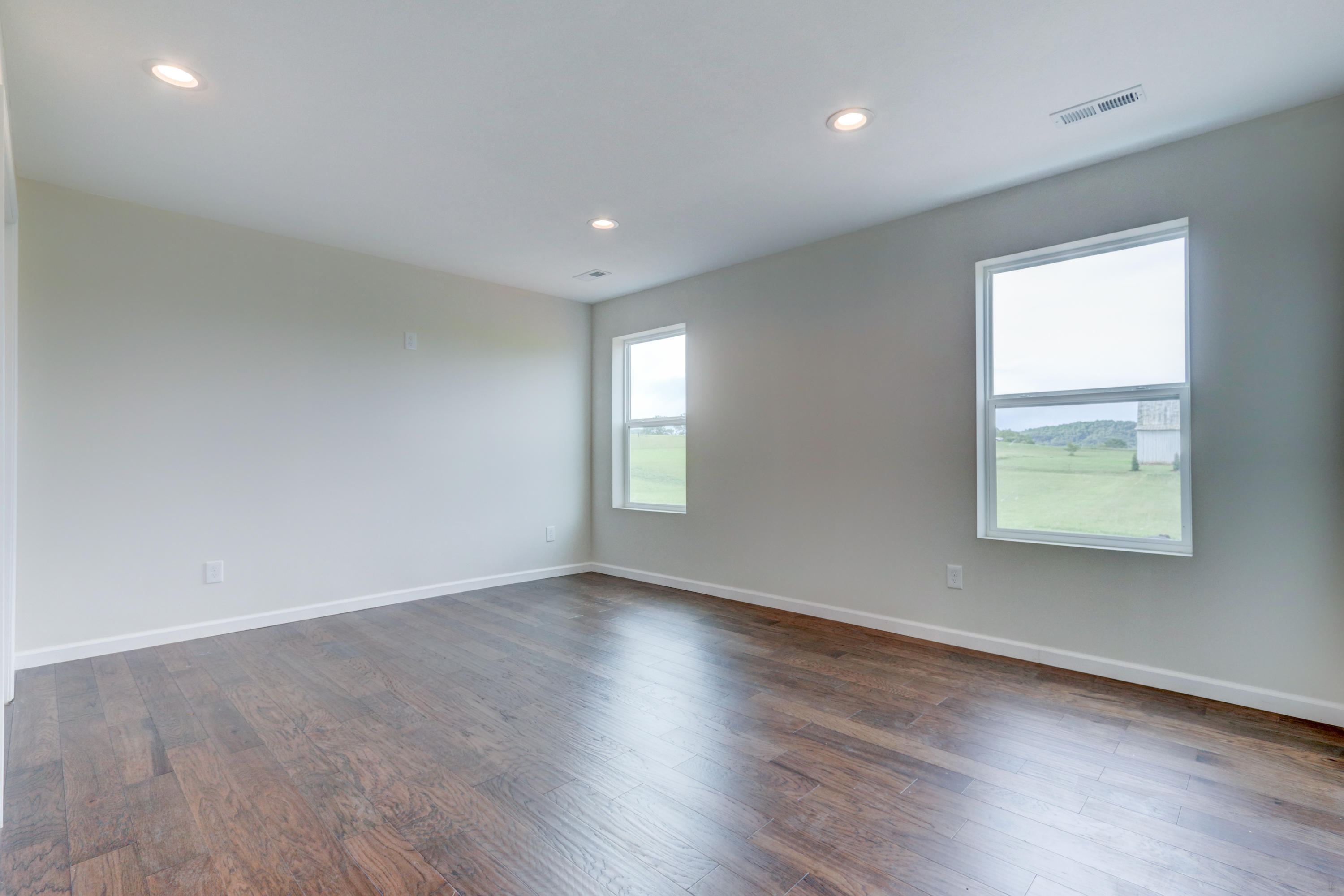 553 Kearney Road New Market, TN 37820 - Photo 29 of 37 Bedroom 4