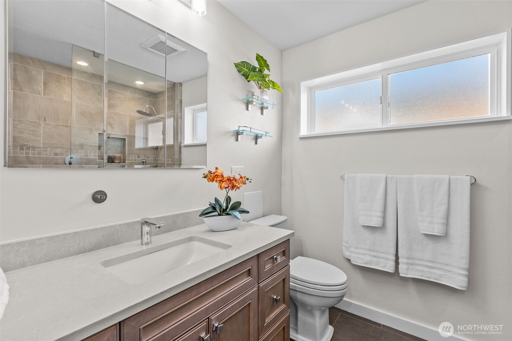 4105 Southwest 109th Street Seattle, WA 98146 - Photo 28 of 40
