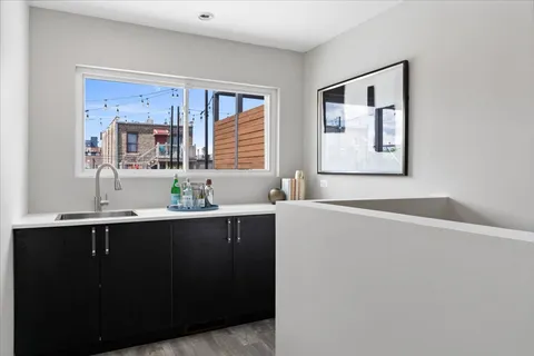 $1,099,000 | 1339 West Ancona Street, Chicago, IL 60642