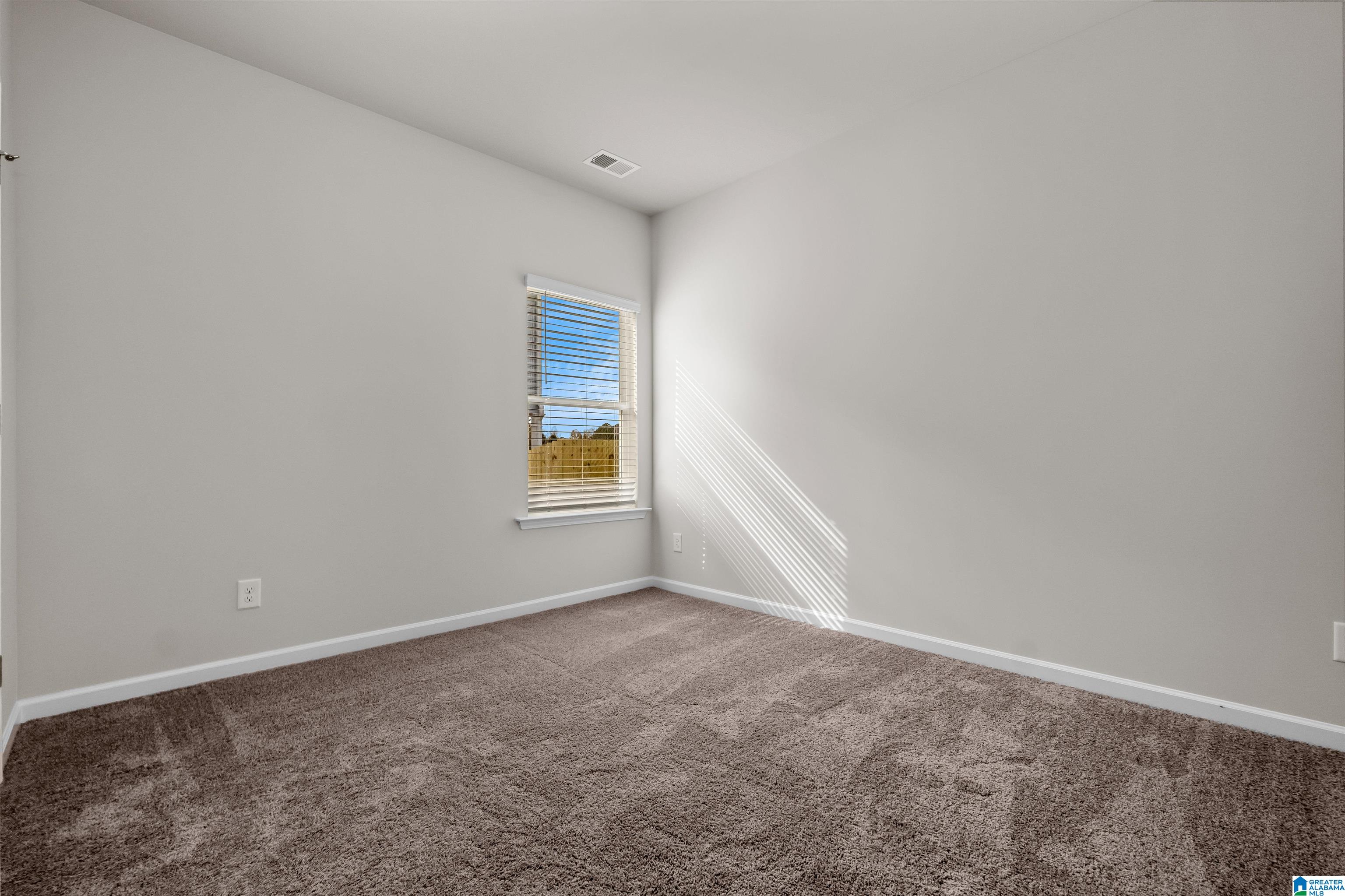 435 Ridgefield Drive Odenville, AL 35120 - Photo 10 of 34
