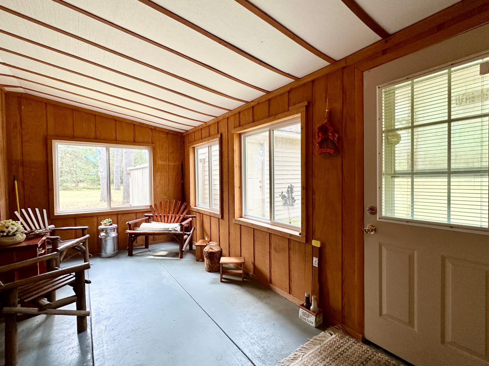 N11958 Pratt Road Elcho, WI 54428 - Photo 10 of 25 Gallery Image 10