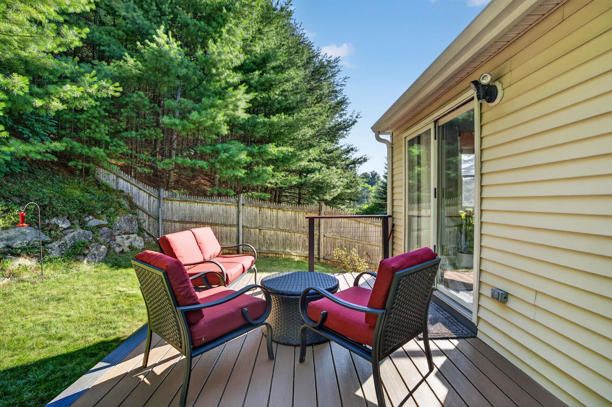 18 Cobble Hill Road Nashua, NH 03062 - Photo 39 of 44