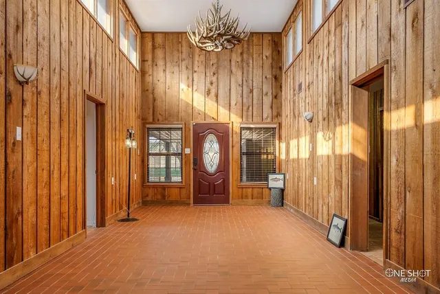 a view of a lake with houses