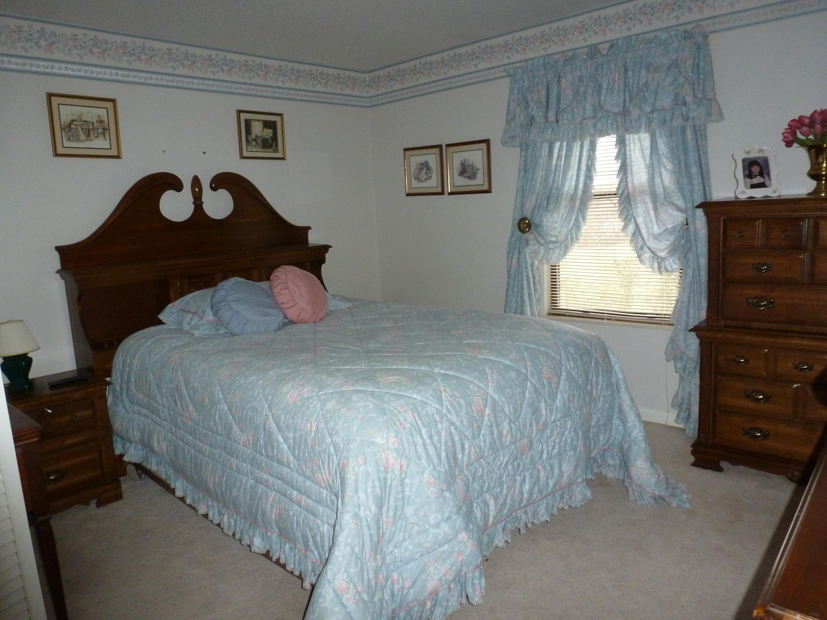 132 Ridge Lane Clinton, TN 37716 - Photo 8 of 16 Bedroom 3