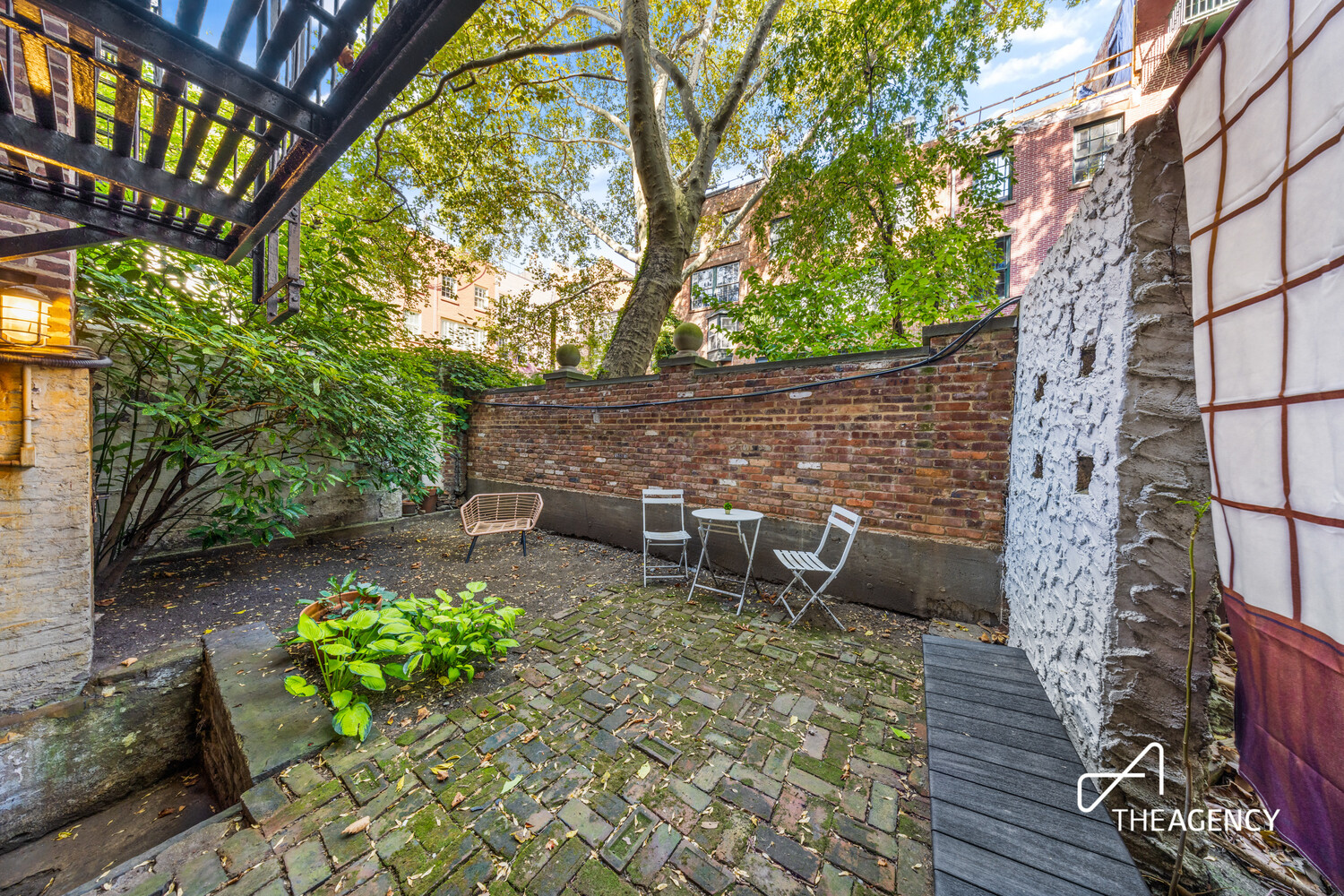 79 Perry Street, Unit 1B Manhattan, NY 10014 - Photo 10 of 13