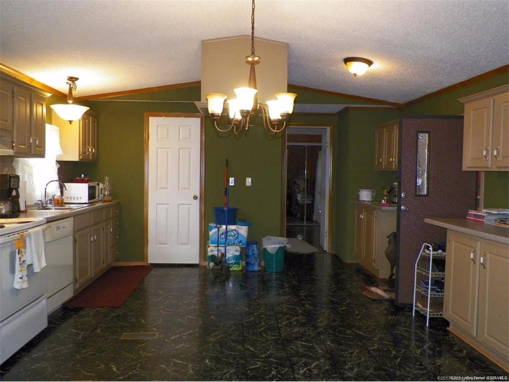8520 George Southern Road Northeast Georgetown, IN 47122 - Photo 5 of 22