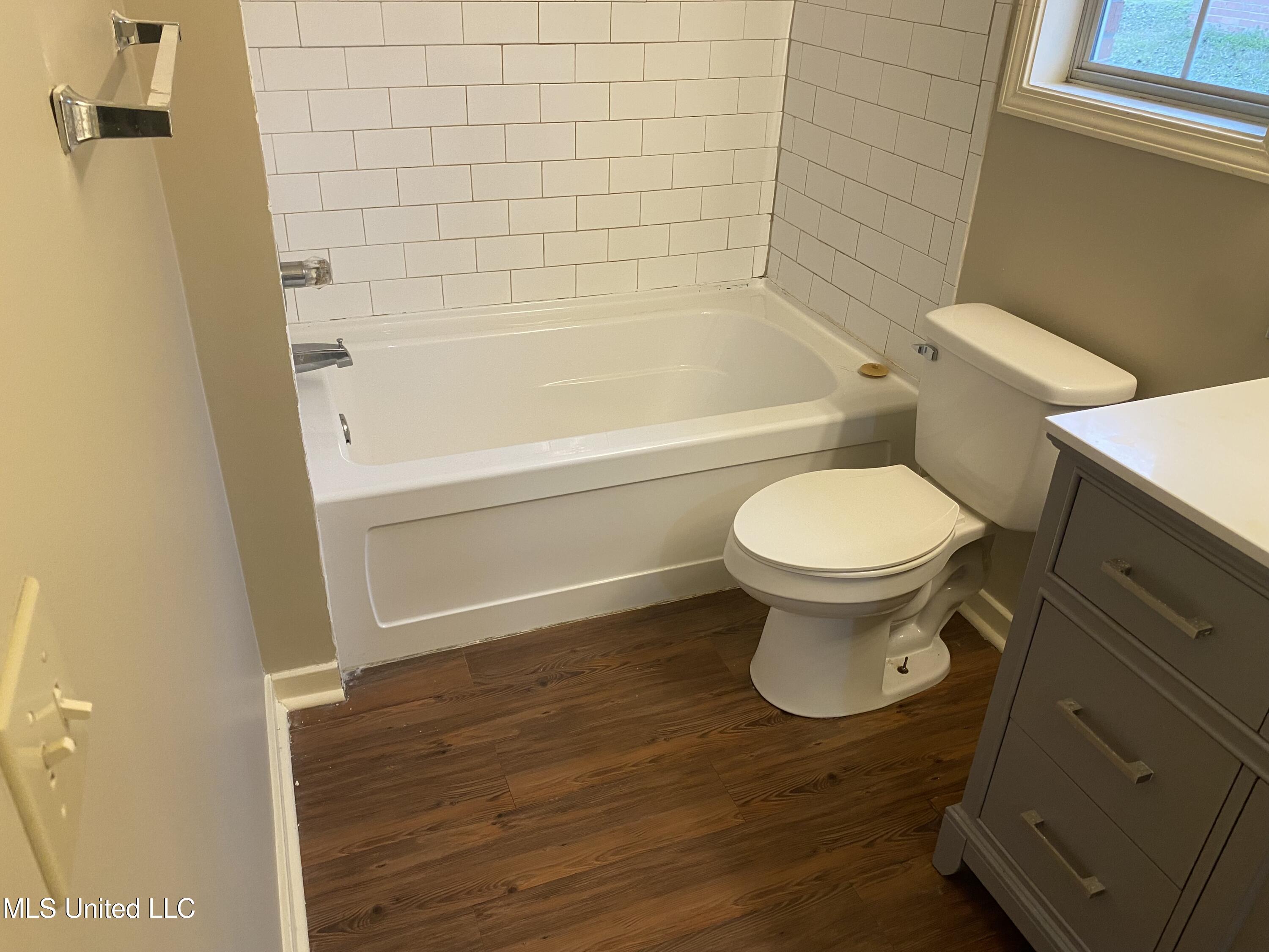 Undisclosed Address Pearl, MS 39208 - Photo 8 of 13 IMG_4693