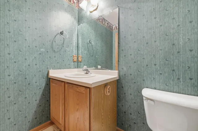 $778,900 | 22302 Church Road, Dover, WI 53139