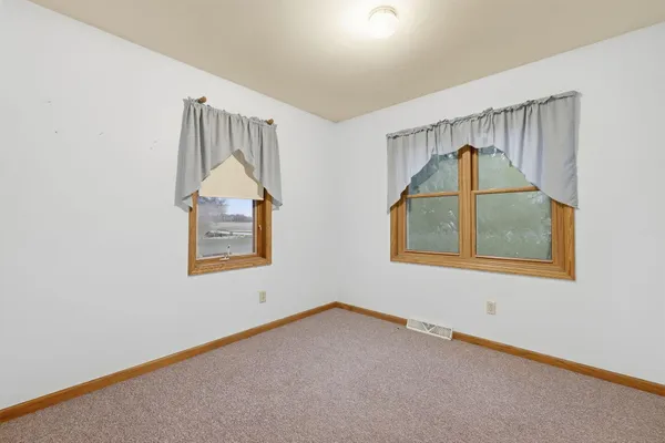 $749,900 | 22302 Church Road, Dover, WI 53139