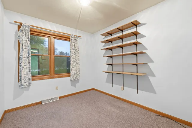 $778,900 | 22302 Church Road, Dover, WI 53139